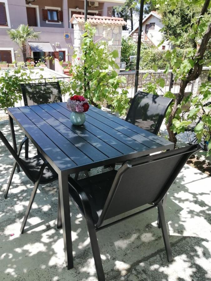 Apartman Barbara Cres Exterior foto